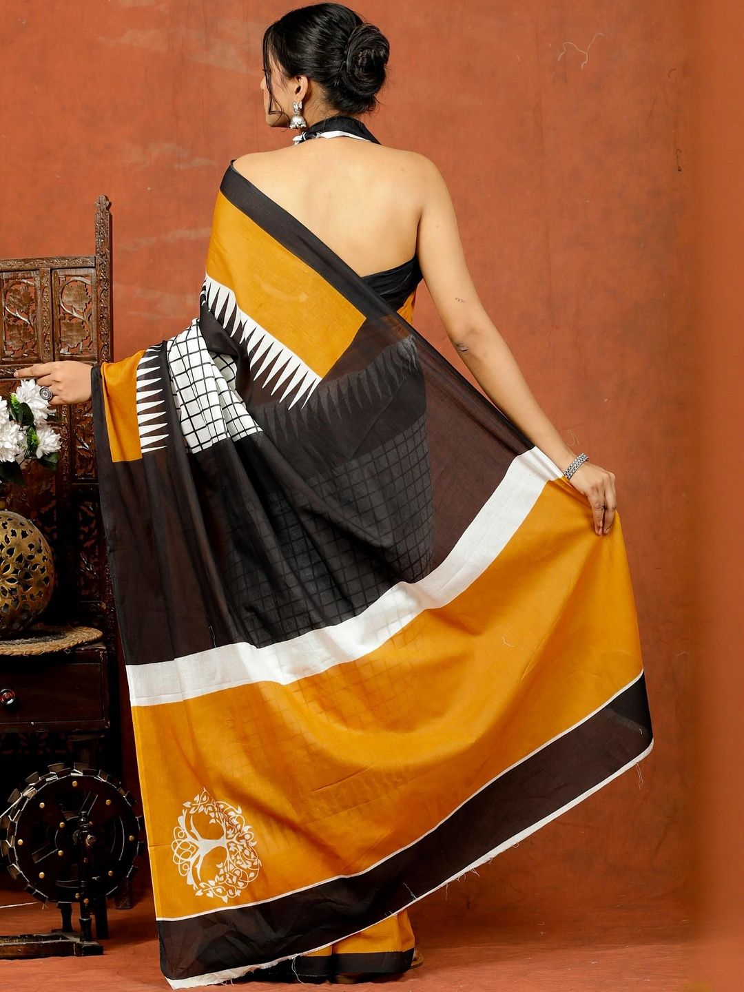 Elegant Mustard and Black Printed Saree view 4